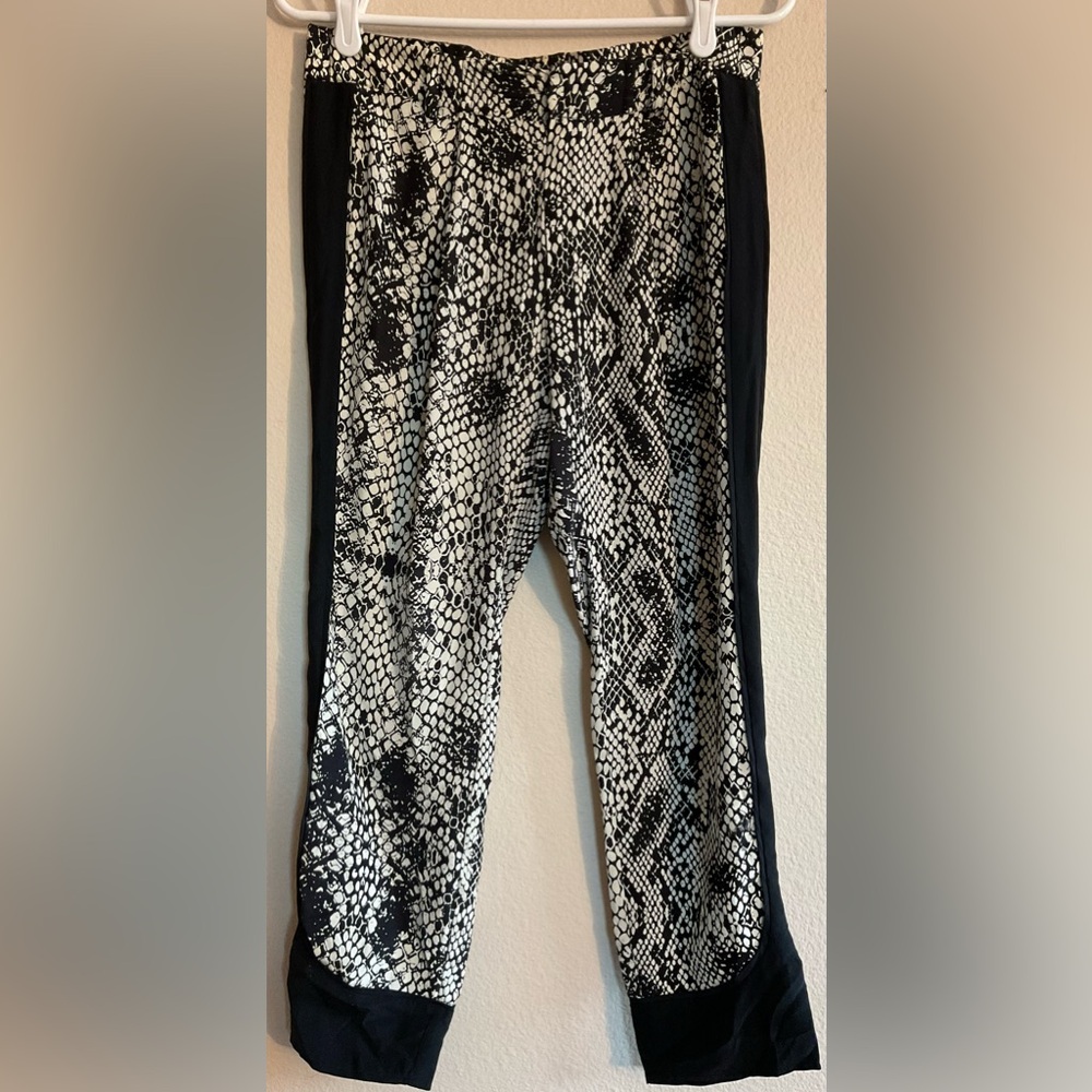NWOT Women’s‎ Parker 100% Silk Snakeskin Print Elastic Waist Joggers size 2